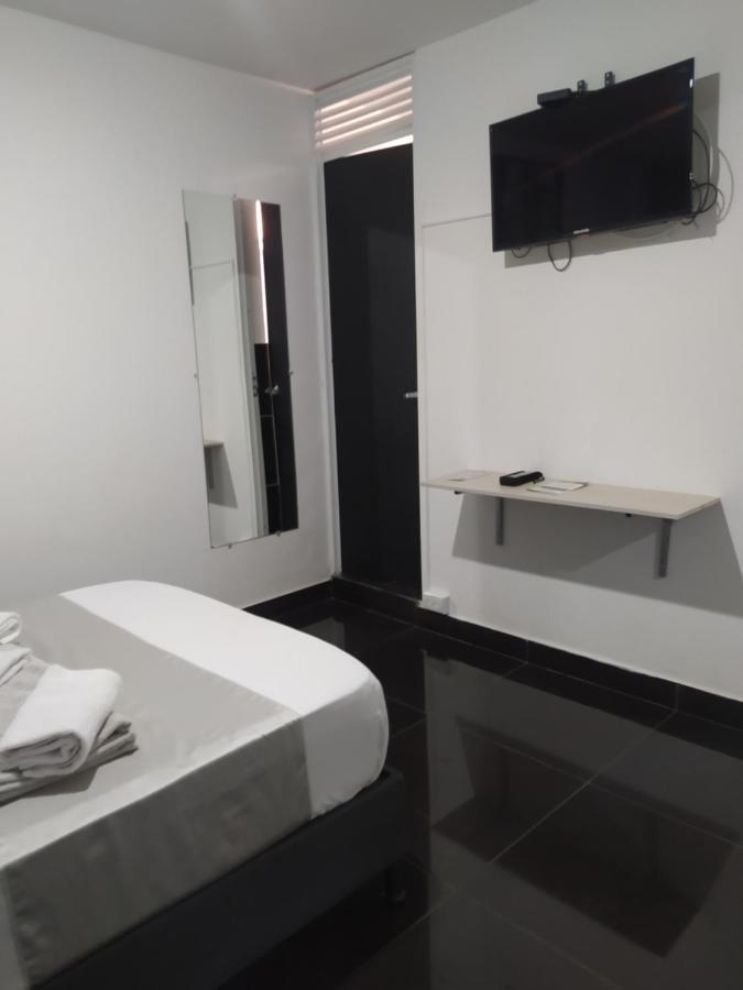 Hotel Aura เมเดยิน ภายนอก รูปภาพ